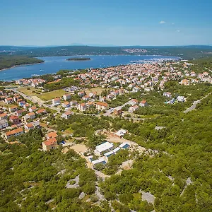 beli-kamik-punat.primorje-gorskikotar.com/